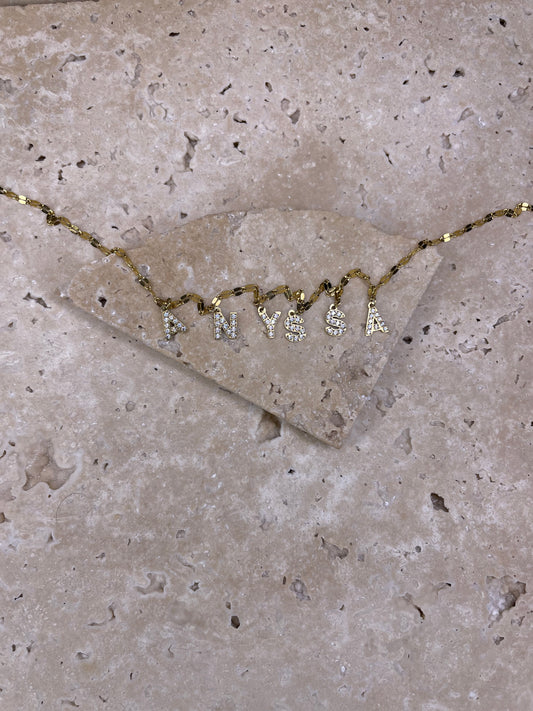 collier leyla en  acier inoxydable personnalisable couleur or avec breloque en strass et acier inoxydable 